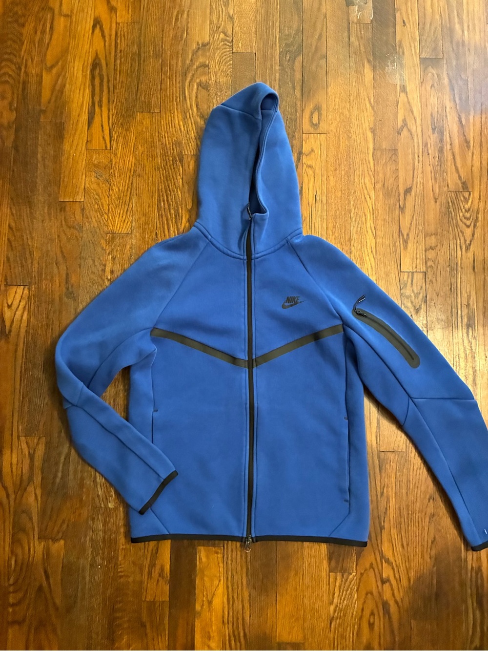 Nike tech fleece jacket size small